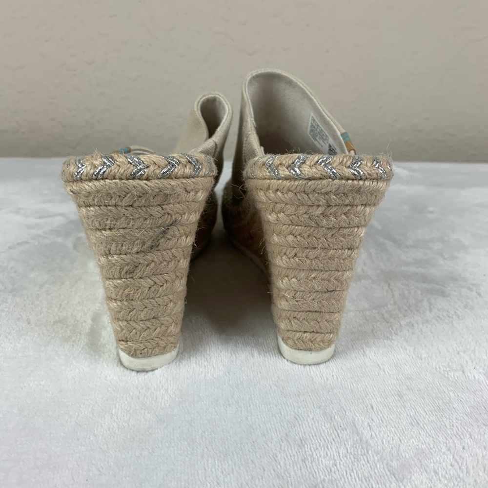 Toms Cream Wedges - Picture 5 of 7